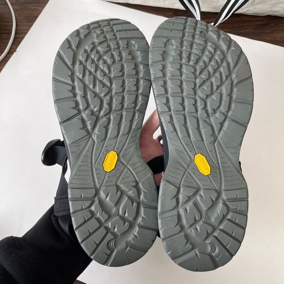 Chaco Updraft Bulloo Men’s Hiking Outdoor Adjustable Strap Sandals Black Size 12